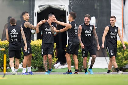 Compañeros en la selección argentina, Di María, Dybala y De Paul están en el centro de la escena también en el mercado de pases del Calcio