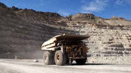 La reactivación coincide con el interés creciente de otros proyectos de cobre, como Los Azules, Vicuña y Taca Taca
