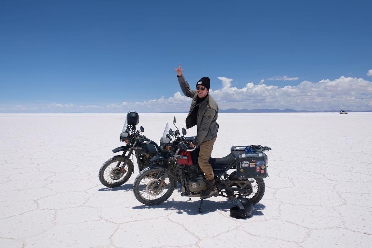 Compraron tres motos en Canadá y manejaron hasta el fin del mundo: “Todo tiene solución, salvo que te mueras”