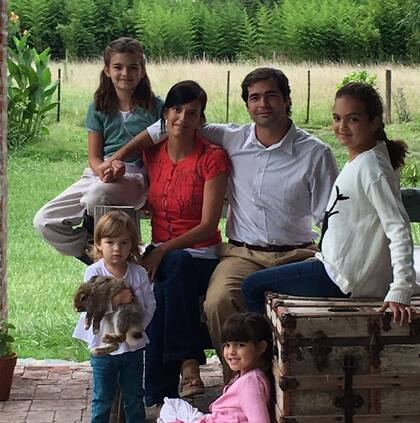 Compraron una casa en Cañuelas y se lanzaron a la aventura.