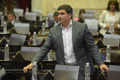 Con 27 años, el sanjuanino Francisco Guevara es el diputado varón más joven en el Congreso y quien con menor edad se convirtió legislador en su provincia. Además de ser diputado, combina su tiempo con el estudio para recibirse de abogado