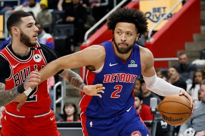 Con 27 puntos y 15 asistencias Cade Cunningham lidera triunfo de Pistons 127-119 ante Bulls