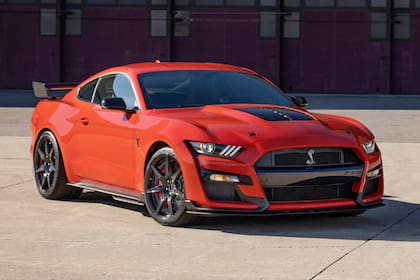 Con 760 HP, el Mustang Shelby GT500 es el modelo más potente en la historia de la marca del óvalo