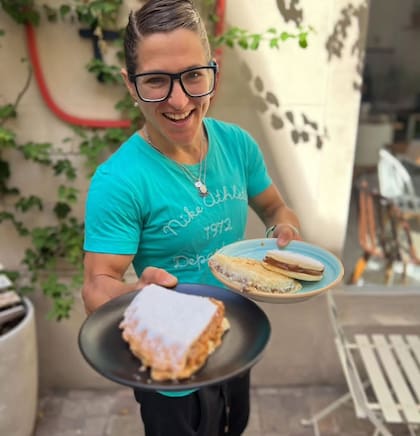 Con algunos de sus platos dulces