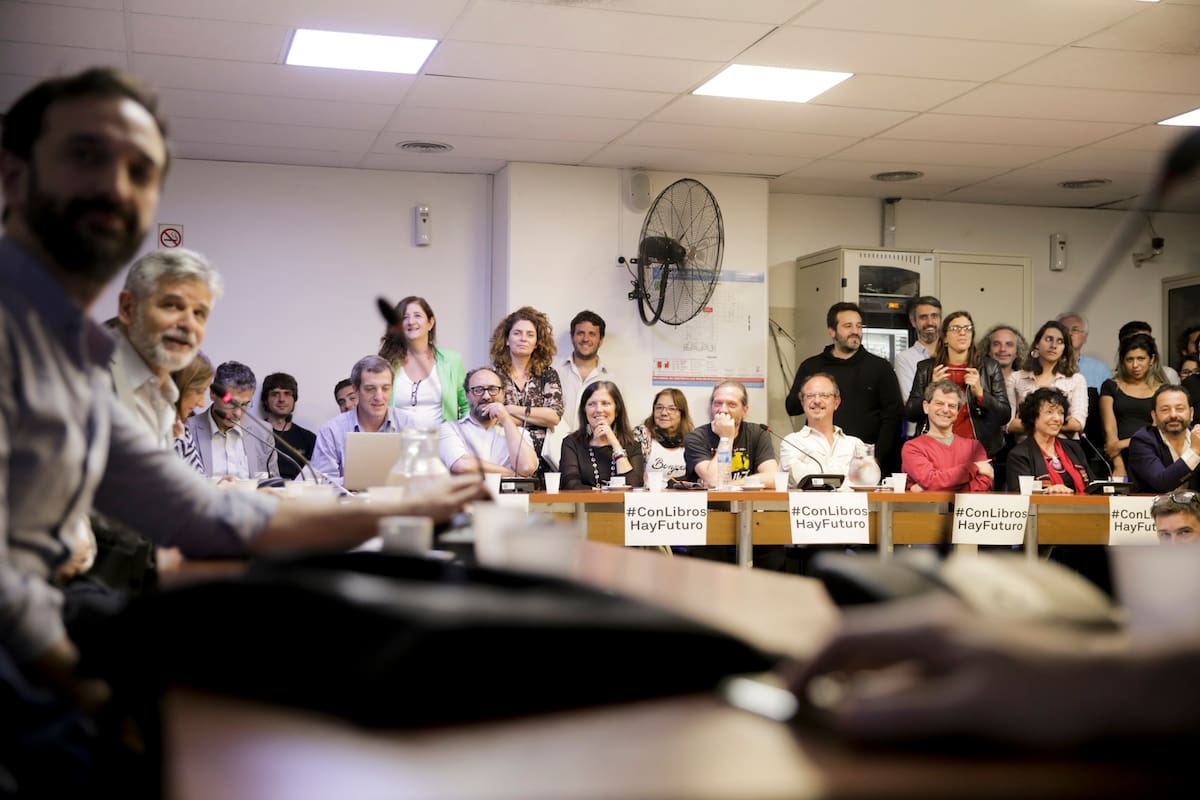 Con amplio apoyo político y de la industria, el proyecto impulsa un organismo estatal como el del cine y el teatro