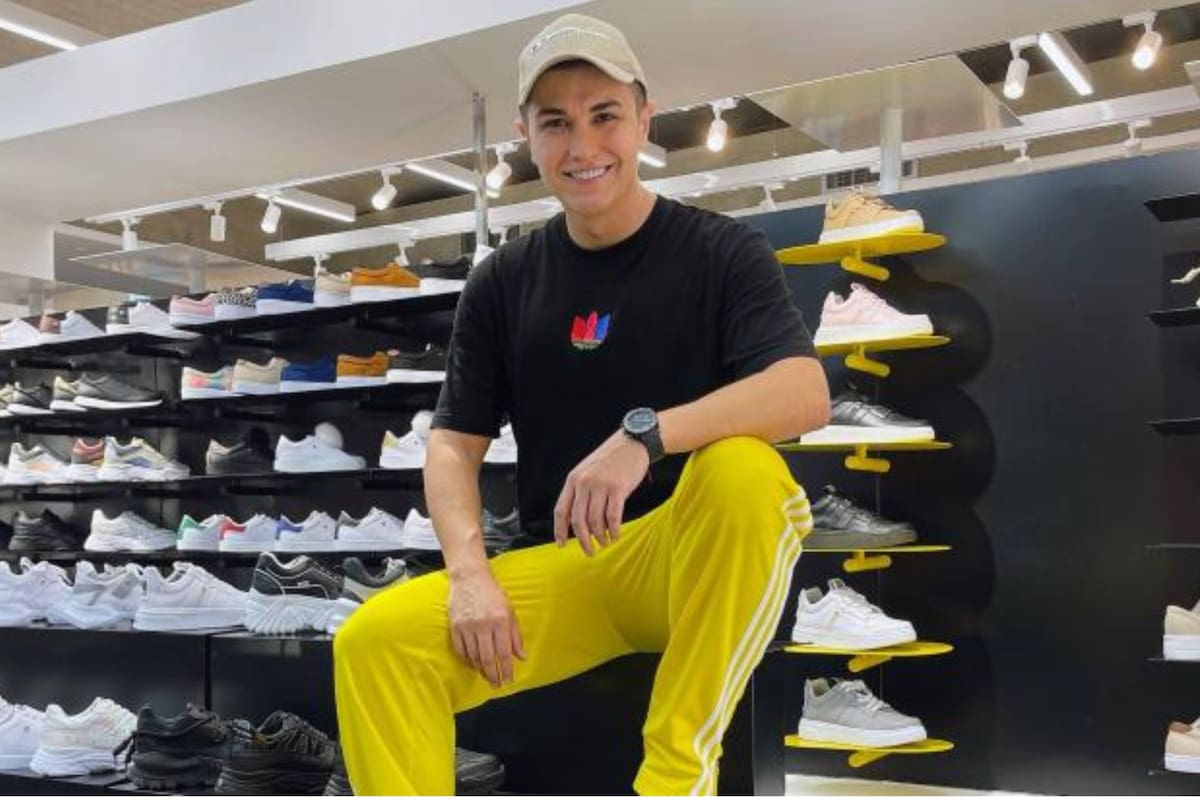 Con apenas 33 años, Sergio Andrés es el hombre detrás de la reconocida marca Alicia Wonderland. FOTO: Cortesía Sergio Serrano