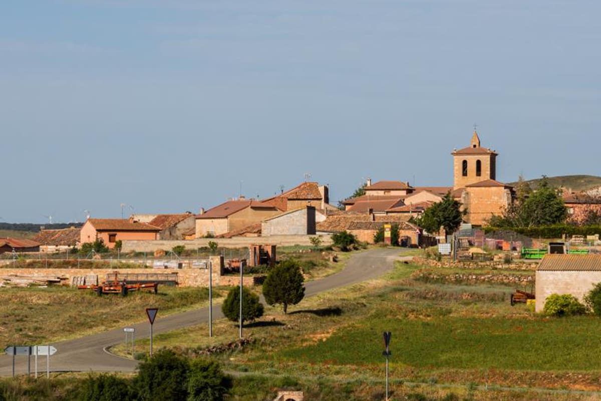 Descubre este pueblo europeo de solo 40 habitantes que ofrece empleo y vivienda equipada sin alquiler Descubre este pueblo europeo de solo 40 habitantes que ofrece empleo y vivienda equipada sin alquiler