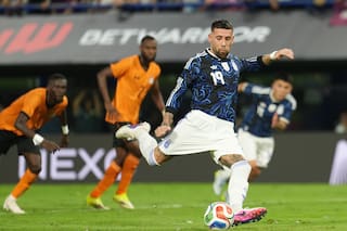 Con batuta de Messi, Argentina disipa fantasmas al golear a Zambia en amistoso antes de Mundial