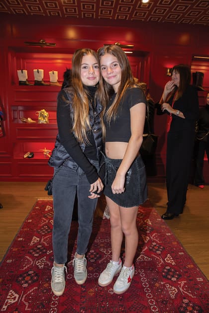 Con Cala Falabella, hija de la diseñadora de María Conorti, en un evento