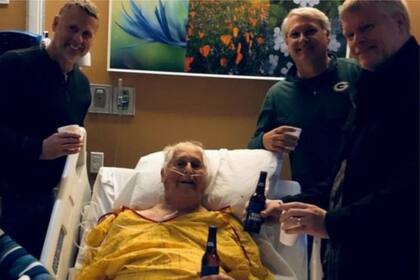 Con cáncer, alzhéimer y fluctuaciones de conciencia, Norbert Schemm se rodeó de miembros de la familia el día antes de morir, un caso que se hizo viral en internet