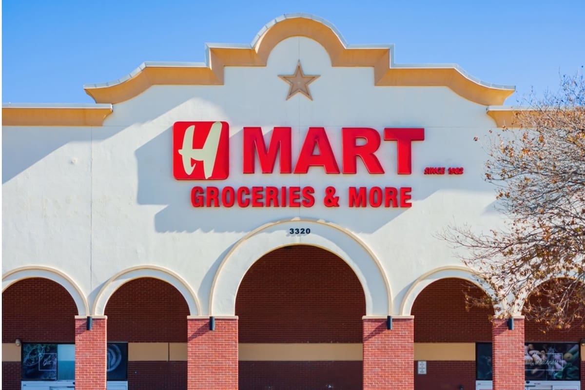 Con casi un centenar de tiendas en EE.UU., H Mart ofrece una amplia variedad de productos de origen asiático