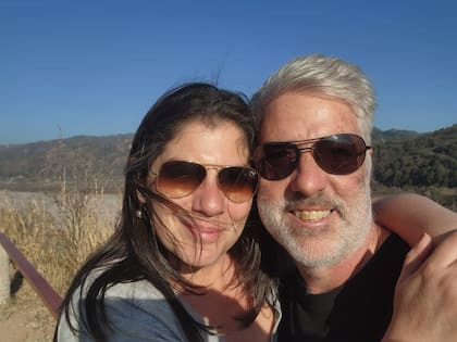 Con Cecilia, su nuevo amor que conoció en Salta.