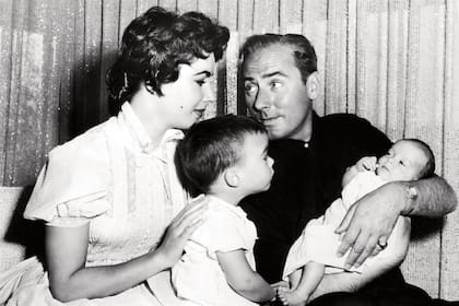 Con Christopher Wilding, con quien tuvo a Michael Jr. (en la foto) y a Christopher.