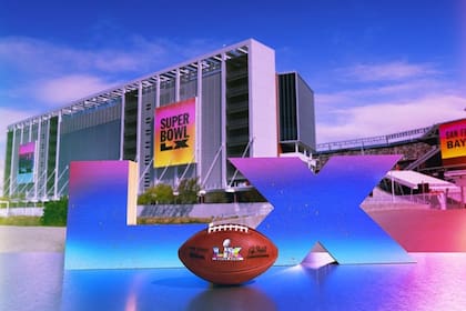 Con cifras récord (US$8 millones el segundo en la tanda e inventarios agotados), el evento deportivo logra una vidriera y una caja de resonancia únicas para la creatividad y el alcance masivo en crisis.