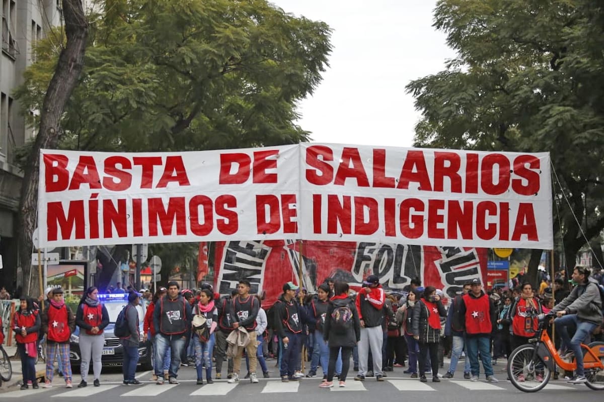 Con cortes, los movimientos sociales piden que se extienda la emergencia social
