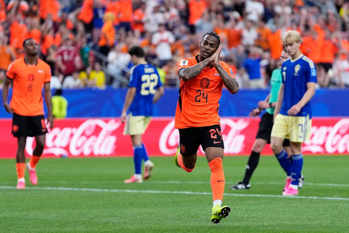 Con dobletes de Brobbey y Gakpo, Holanda vapulea 5-1 a Suecia y lidera el Grupo F del Mundial