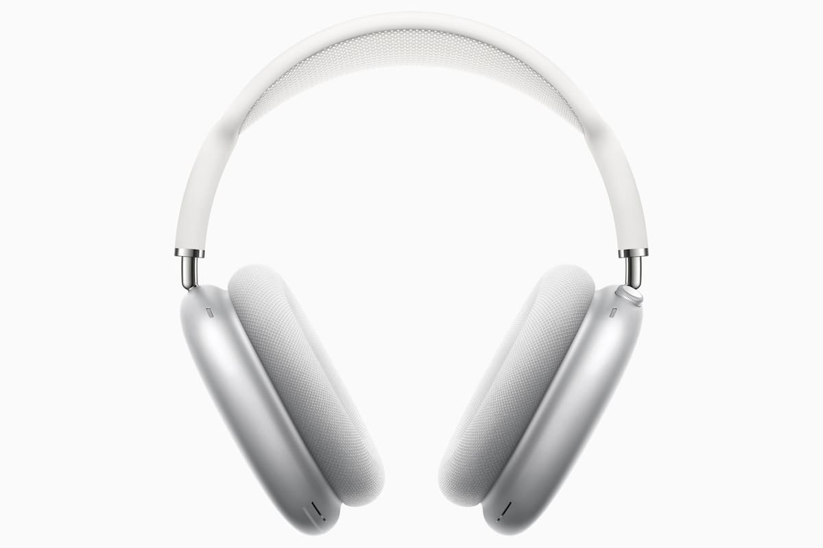Con el antecedente de la línea Beats, Apple lanza su primer modelo de auriculares tipo vincha bajo su propia marca