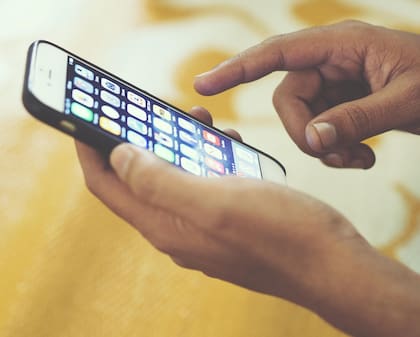 Con el anuncio de la ministra Bullrich, el gobierno espera que disminuyan los robos de teléfonos.