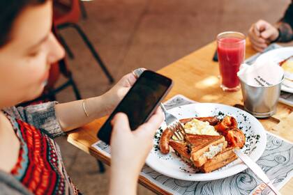 Con el aporte de los usuarios y los sistemas de aprendizaje automático, Google Maps podrá identificar cuáles son los platos más solicitados en un restaurante o café