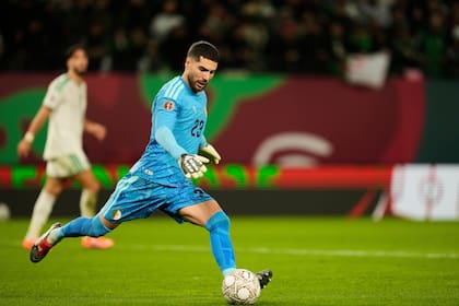 Con el apoyo de su padre, el portero argelino Luca Zidane traza su propio camino en la Copa Africana