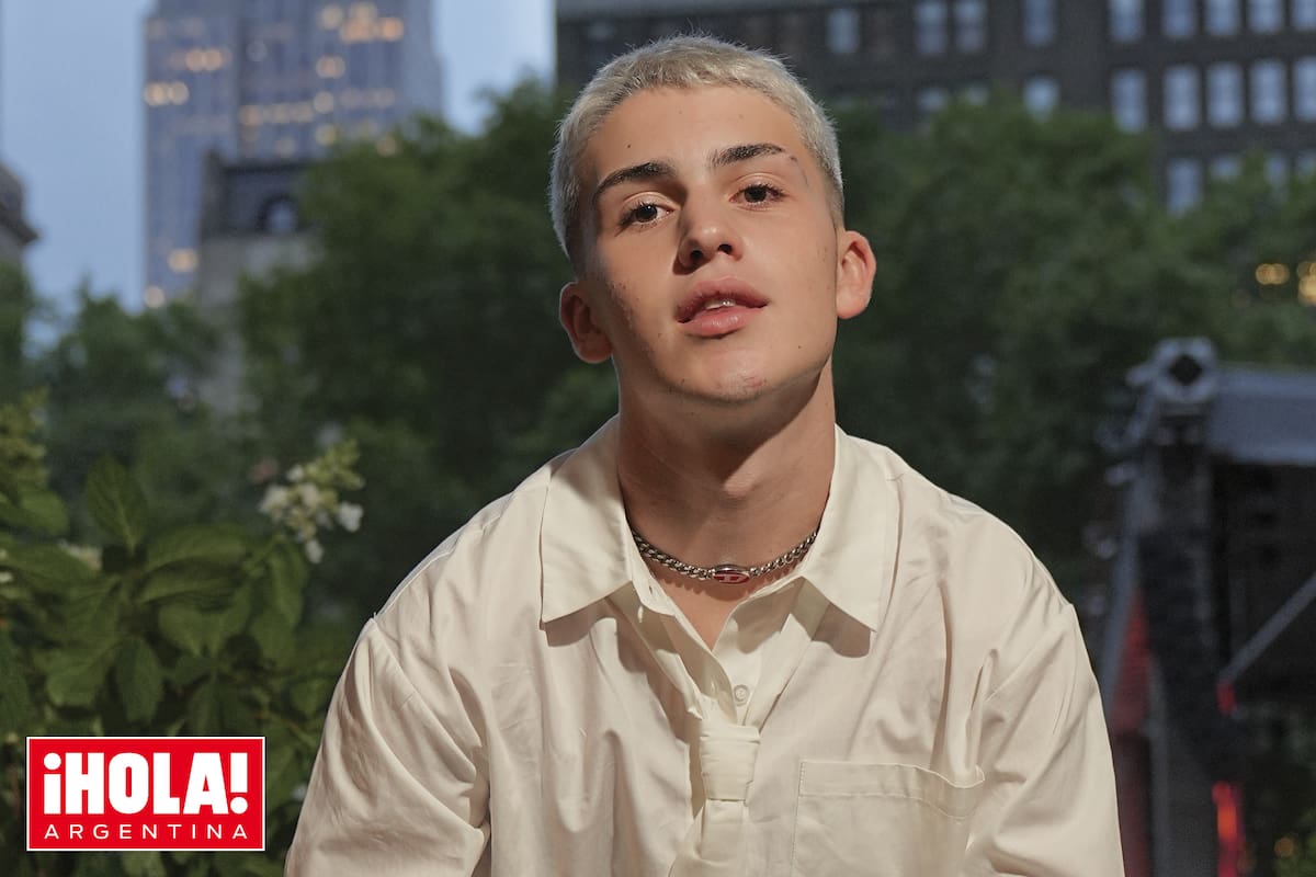 Con el Bryant Park de fondo, cuenta "Acompañé el cambio energético interior que estaba dando con un cambio exterior”.