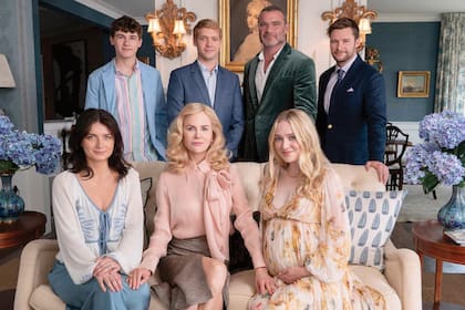 Con el elenco de la exitosa serie "The Perfect Couple", liderado por Nicole Kidman y Liev Schreiber