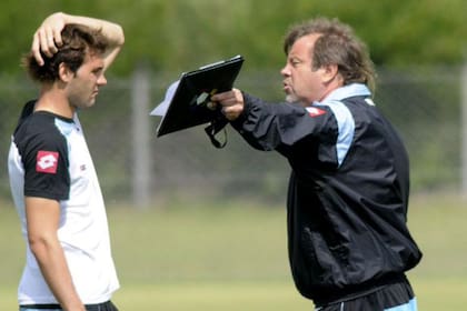 Con el Mudo Vázquez, uno de los mejores futbolistas que dirigió