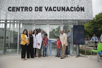 Con el nuevo centro habrá capacidad para duplicar, como mínimo, la cantidad de vacunas que se aplicaban hasta ahora en el hospital