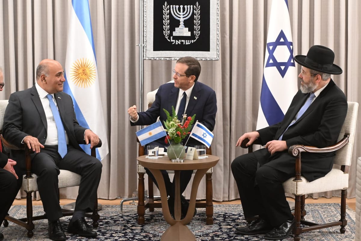Con el Presidente Isaac Herzog y el Rabino David Lau