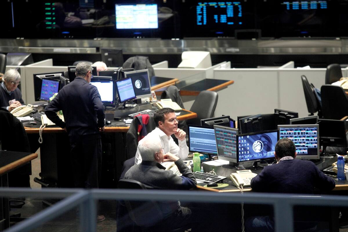 Con el regreso del cepo al dólar, los argentinos tienen que buscar alternativas para invertir en pesos