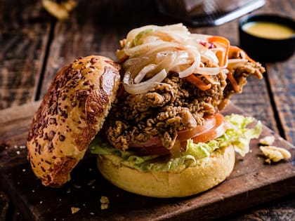 Con el secreto de la cocina coreana, Kikiriki presenta una hamburguesa de pollo chrispy (Foto: Gentileza Kikiriki)