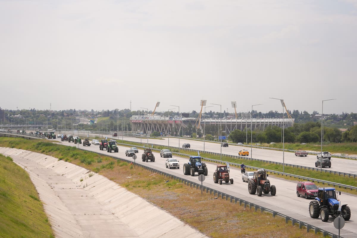 Con el tractorazo los productores expresaron su descontento