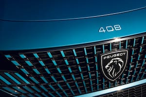 Con esta imagen, Peugeot dio a conocer la vuelta del 408