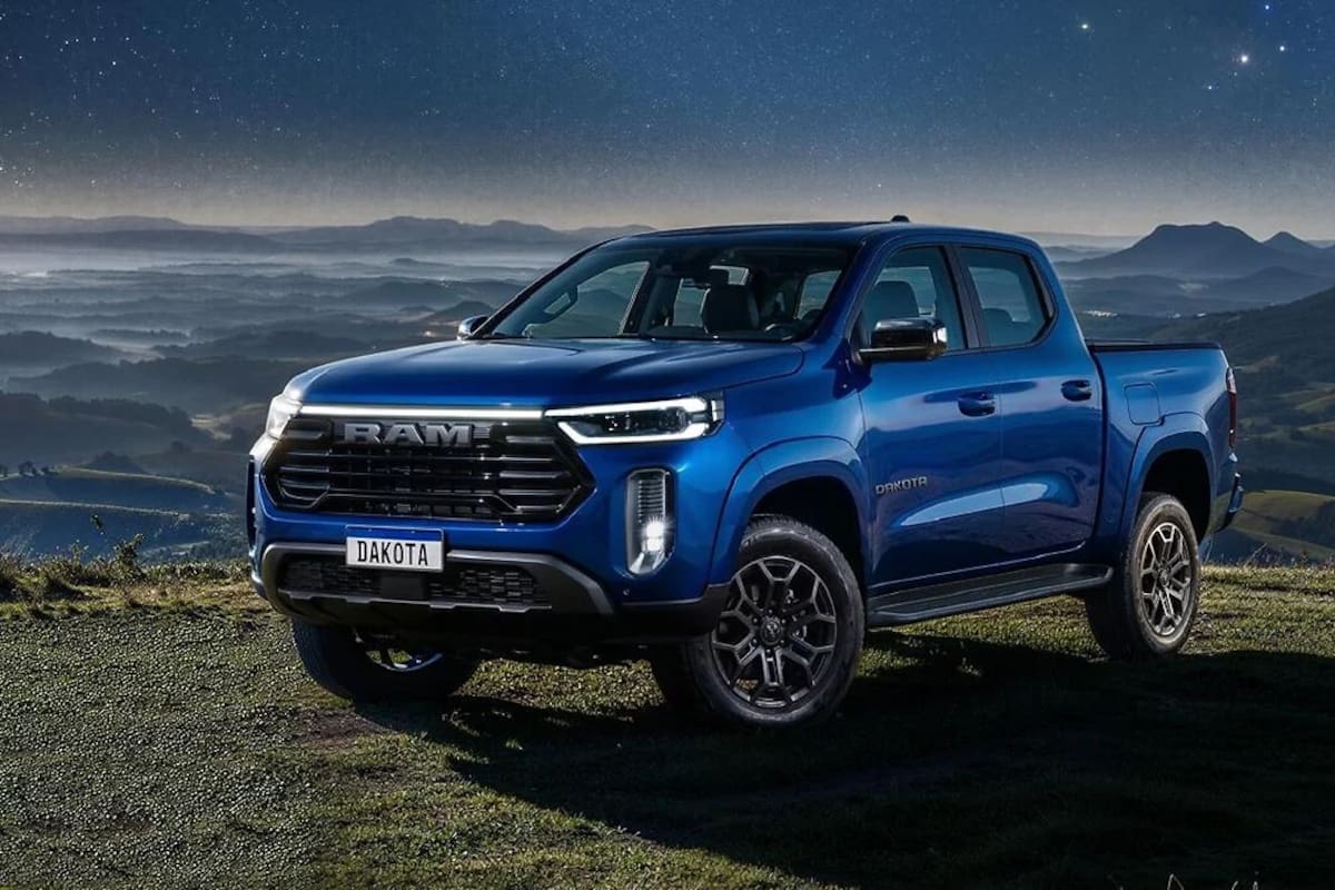 Con esta incorporación, la gama de la RAM Dakota pasó a estar conformada por tres versiones