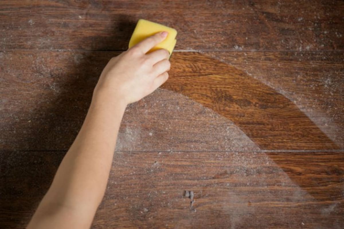 Con esta mezcla antipolvo la limpieza de tus muebles estará asegurada.