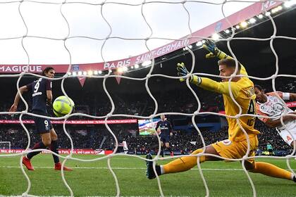 Con este gol, Cavani se convirtió en el máximo goleador del PSG en la historia
