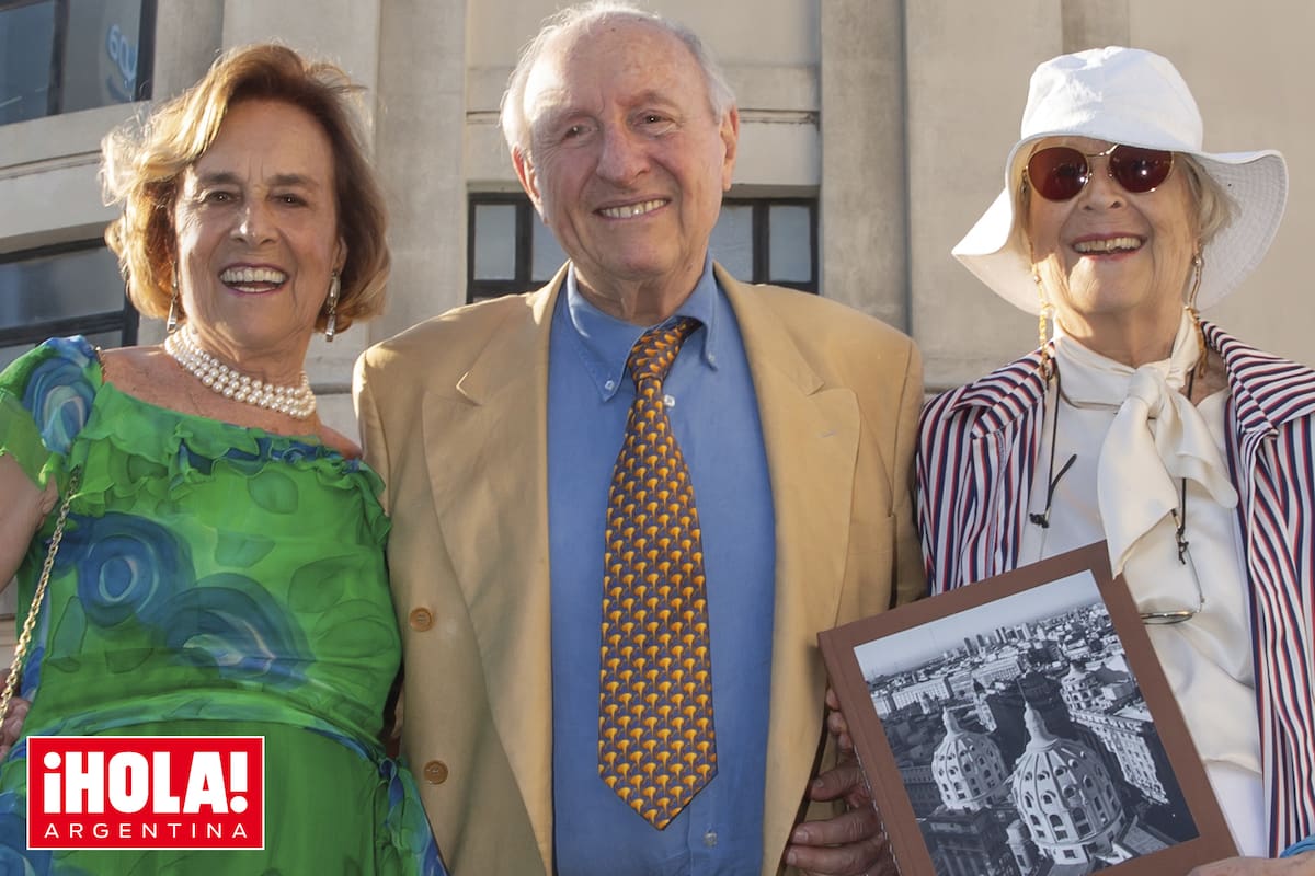 Con este trabajo, Susana, Enrique y Violeta homenajean el legado de su padre, Massimiliano, y de su tío Miguel, que construyeron muchos de los
edificios más lindos de Buenos Aires.