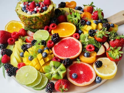Con frutas frescas de estación o cremas, preparan sabrosos helados
