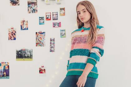 Con genes de actuación, rock y moda, la heredera de Julieta Cardinali y Andrés Calamaro hizo una campaña de Rapsodia Girls en la que comparte cartel con otras chicas de su edad