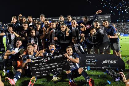 Con la final de la Copa Argentina 2021, Talleres jugó su tercera final: en 1977 cayó con Independiente y en 1999 se impuso sobre Sportivo Alagoano, de Brasil, en la Copa Conmebol