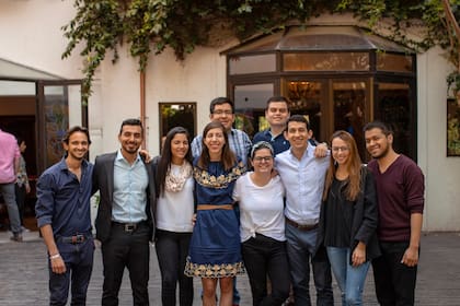 Con la idea de asistir a los jóvenes y nuevas camadas de emprendedores, Nestlé se sumó al desafío Iniciativa por los Jóvenes – Comprometidos junto con Ashoka para impulsar iniciativas que tengan un impacto positivo en 4 pilares: transformación digital, materiales sostenibles, Agroemprendimiento y ed