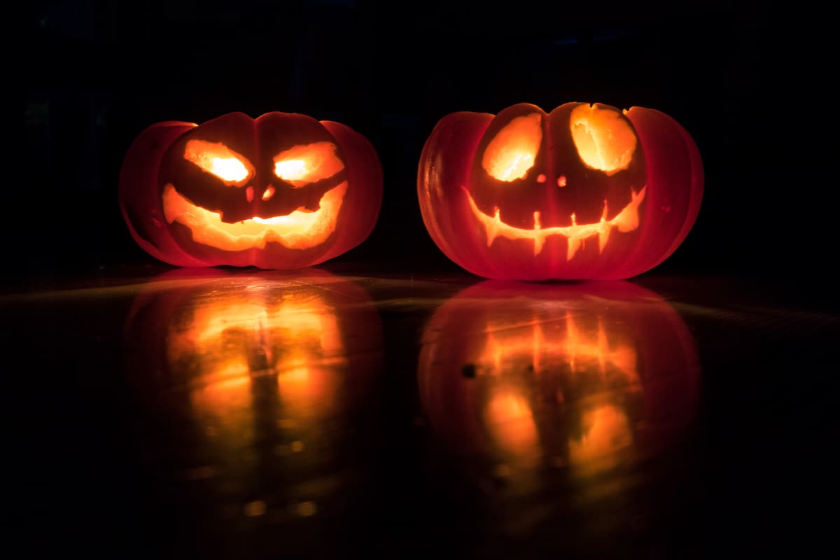 Con la llegada de Halloween, las familias se preparan para crear sus platos estrella, como la gelatina de té negro y canela. (Archivo)
