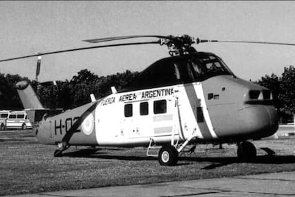 Con la matrícula H-02, el Sikorsky estuvo a disposición de la Fuerza Aérea Argentina entre 1975 y 1979