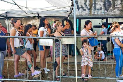 Con la nueva modalidad de entrega se busca evitar las largas filas y el contacto entre personas.