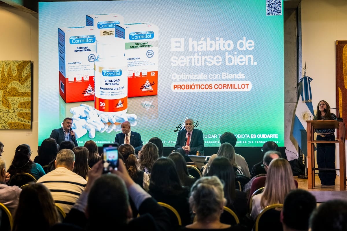 Con la presencia de Alberto Cormillot y un público de profesionales de la salud, nutricionistas y farmacéuticos, la nueva línea se presentó en Cassa Lepage Art Hotel Buenos Aires.