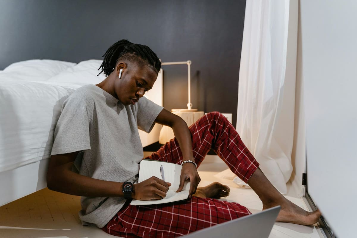 Con la próxima actualización de iOS los AirPods podrán funcionar como audifonos