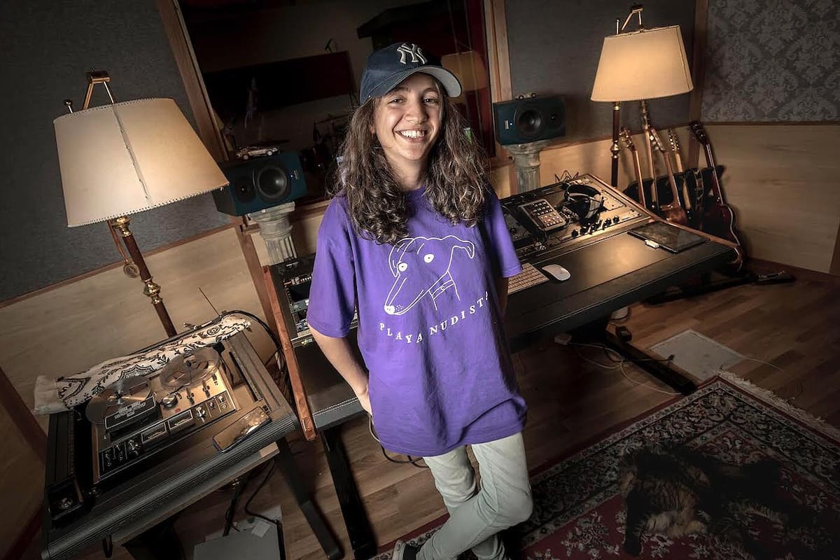 Con la radio Futurock como socio estratégico, la ex Utopians Barbi Recanati lidera el proyecto que le da visibilidad a las artistas femeninas