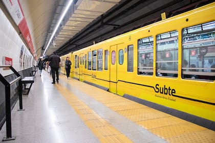 Con la renovación de la flota y su modernización, Sbase proyecta aumentar la frecuencia de los trenes