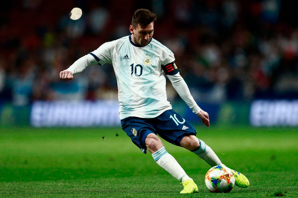 Con la reubicación del torneo en el calendario, Lionel Messi jugaría la Copa América del año próximo en la Argentina, por segunda vez