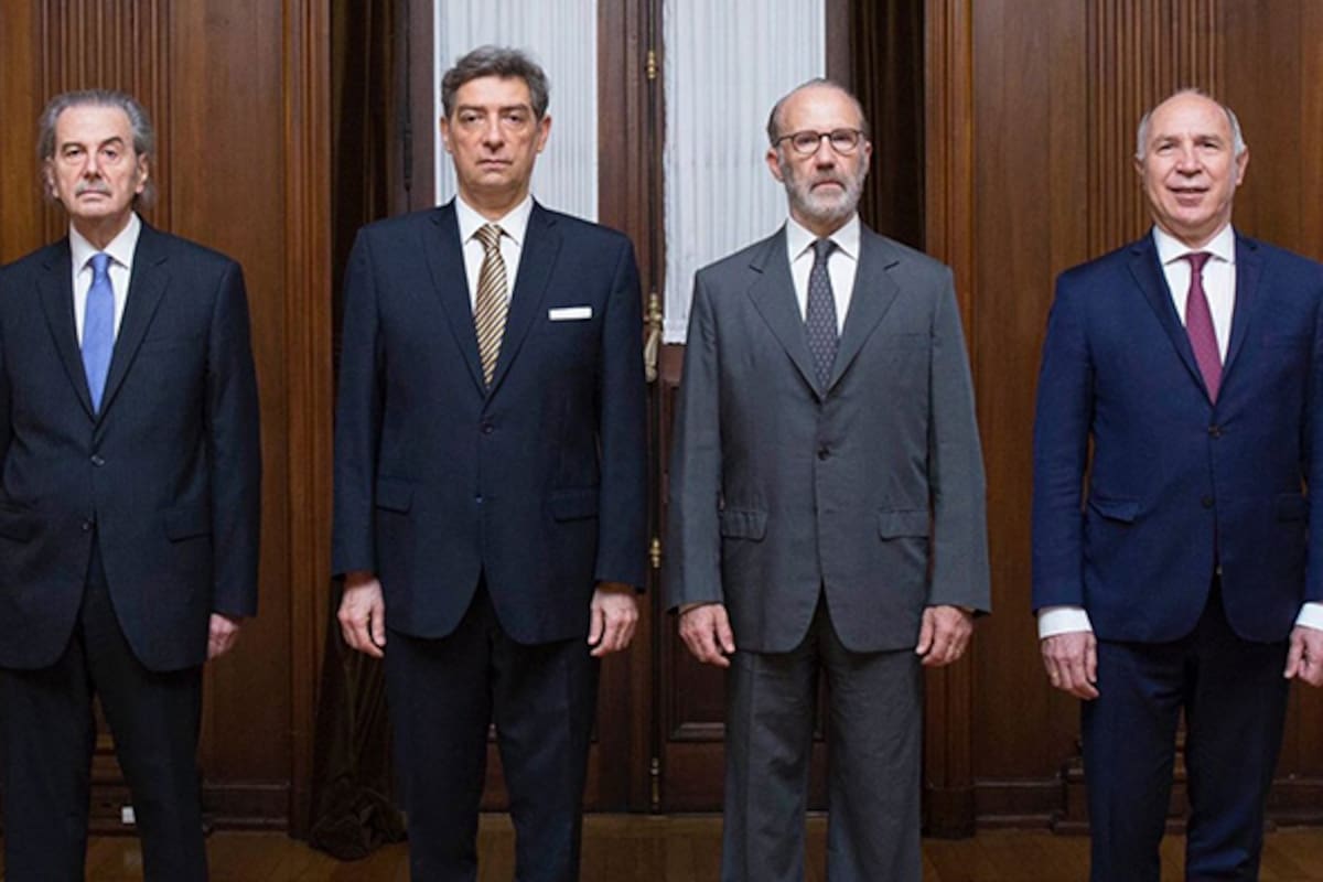 Con la salida de Juan Carlos Maqueda, la Corte queda integrada por Horacio Rosatti, Carlos Rosenkrantz y Ricardo Lorenzetti